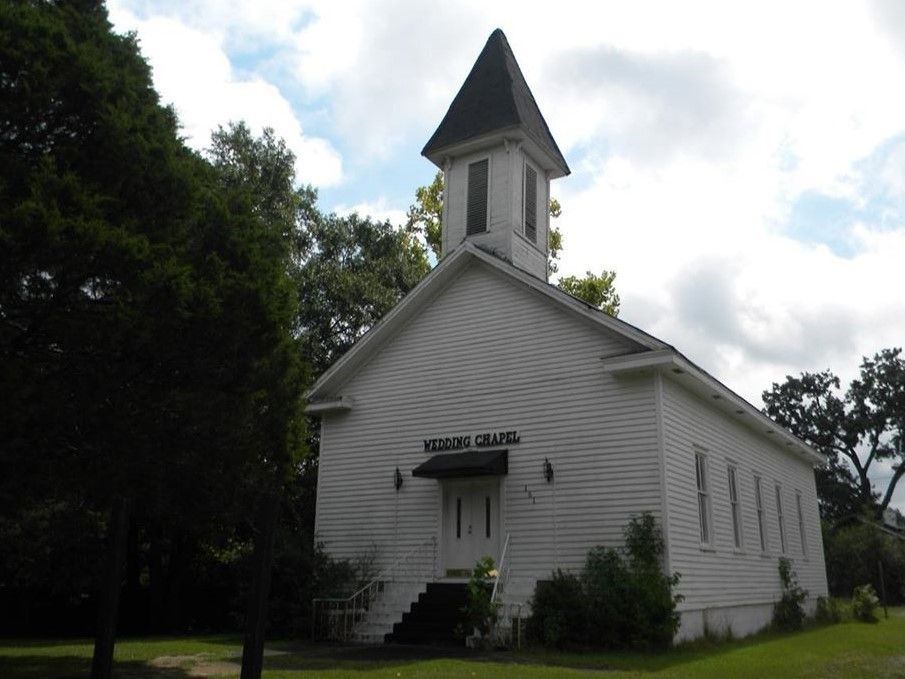 Jemison Church or Wedding Venue: 161 Thomas Street, Jemison, AL 35085